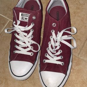 Maroon Converse women’s 11/men’s 9